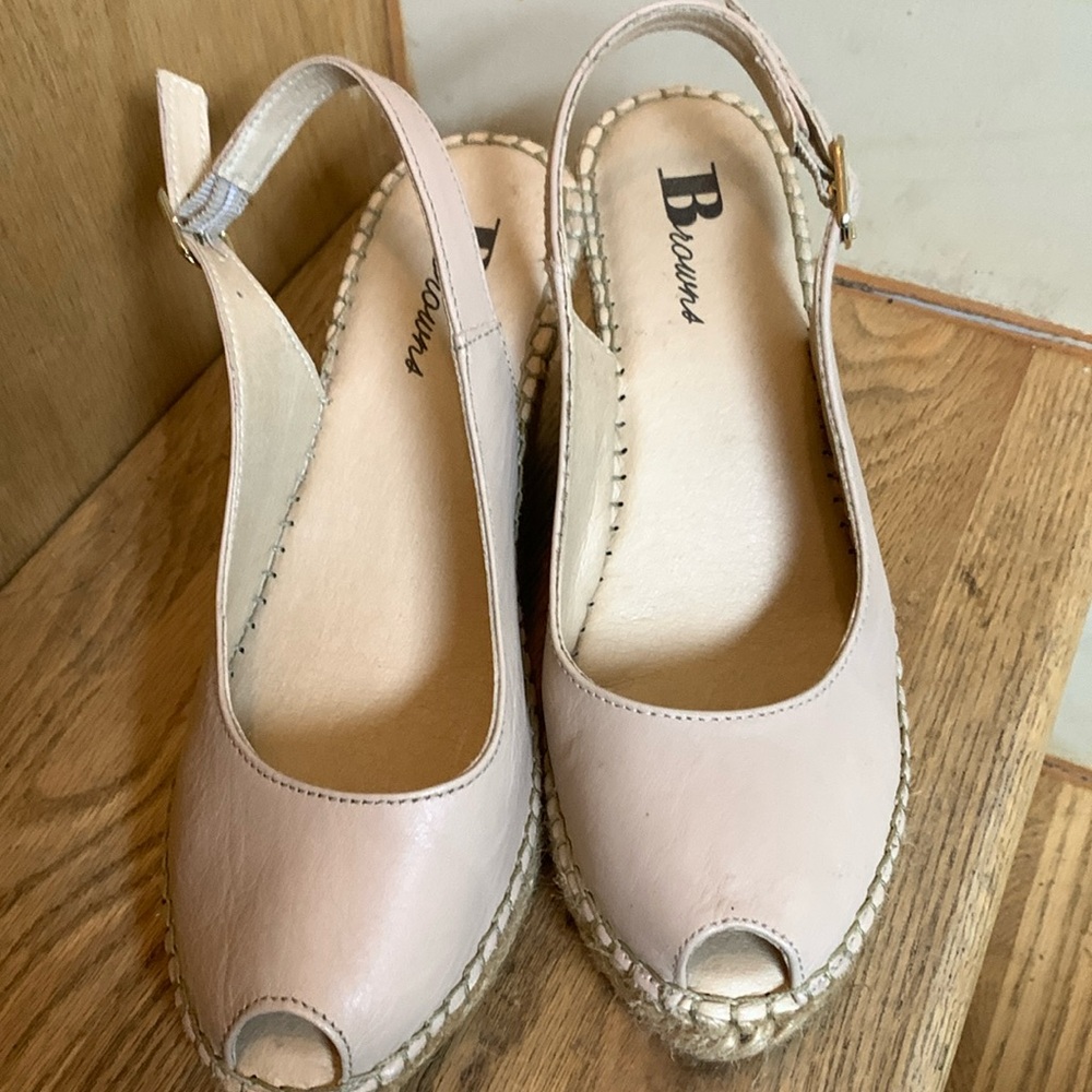 Browns Peep Toe